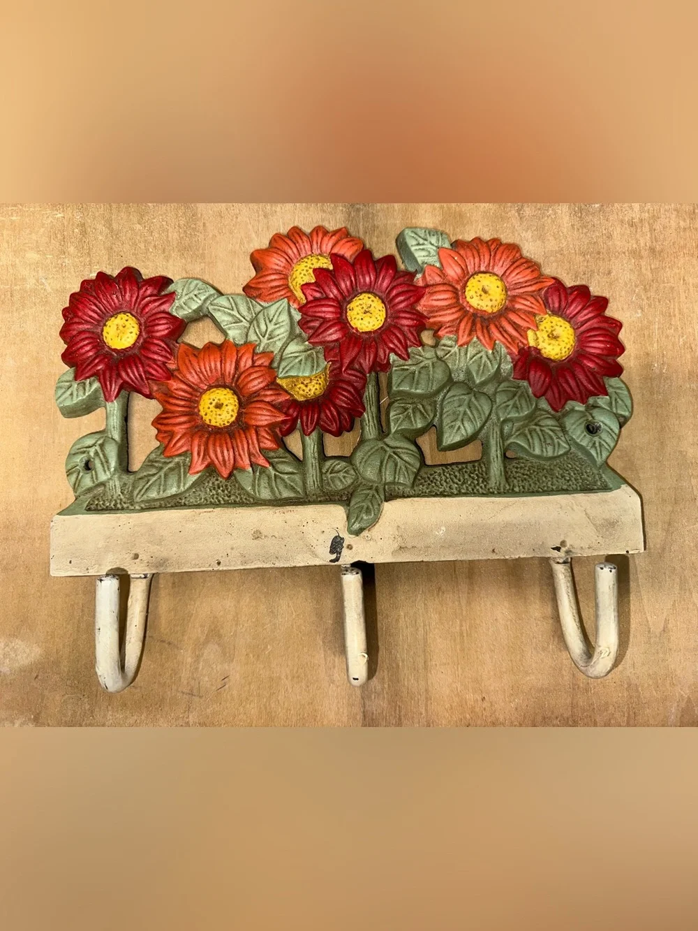 Vintage Cast Iron Sunflower 3 Hook Wall Mount Coat Hat Rack
